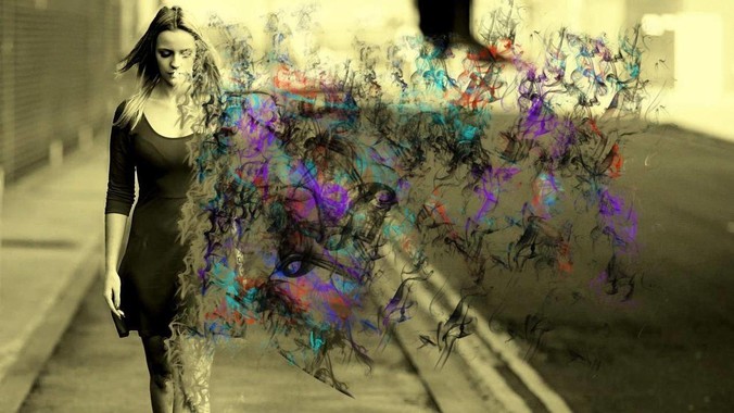 现在是2025年6月，现在的房价是阴跌还是暴跌？还会继续跌多久？是否已经开始分化?